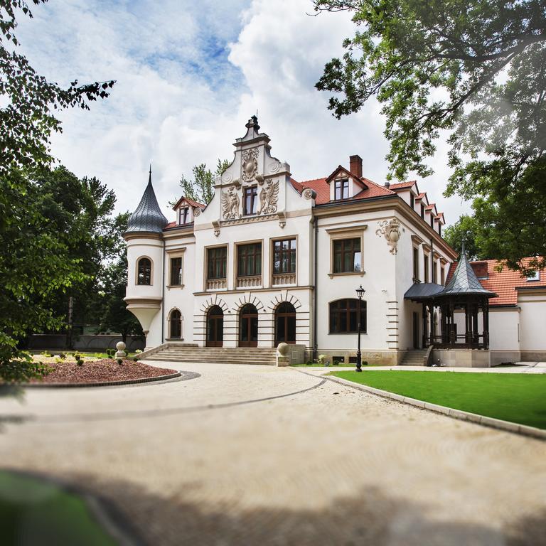Palac Polanka Krosno Exterior foto