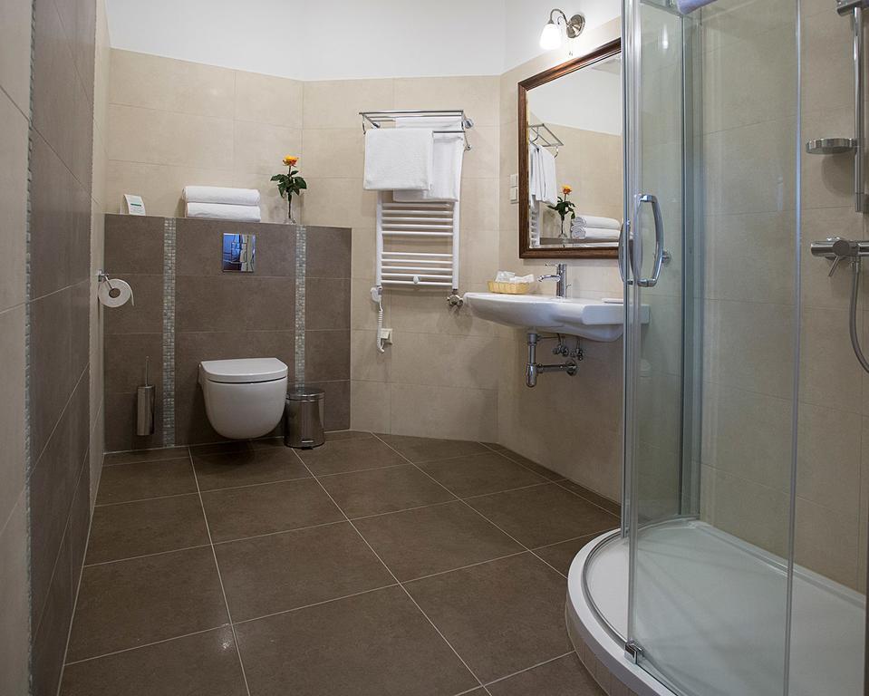Palac Polanka Krosno Zimmer foto